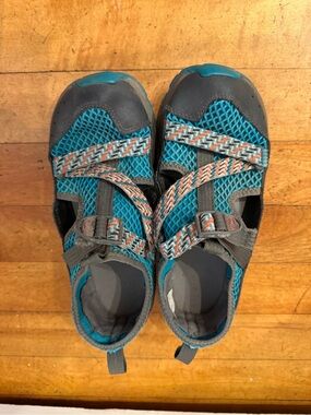 Chaco Kids Water Shoes Size 3